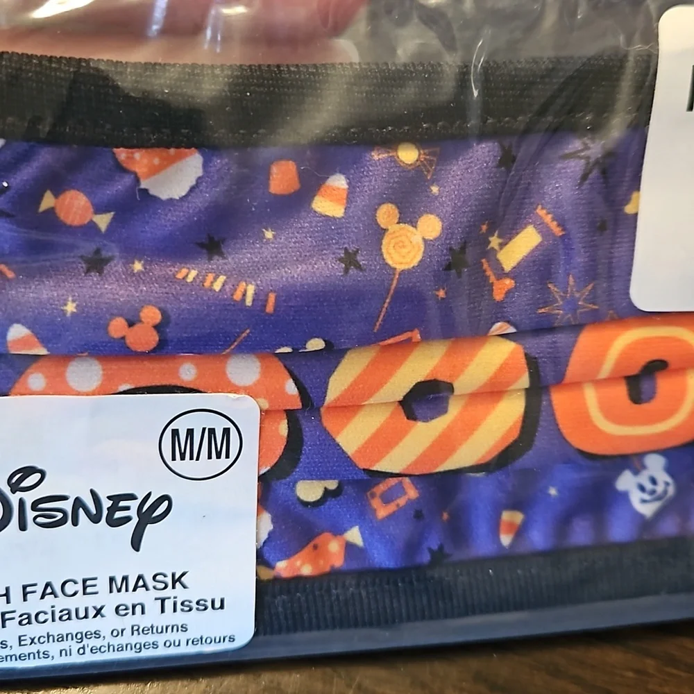 🦋5/$15 Disney Halloween BOO Face Mask Medium